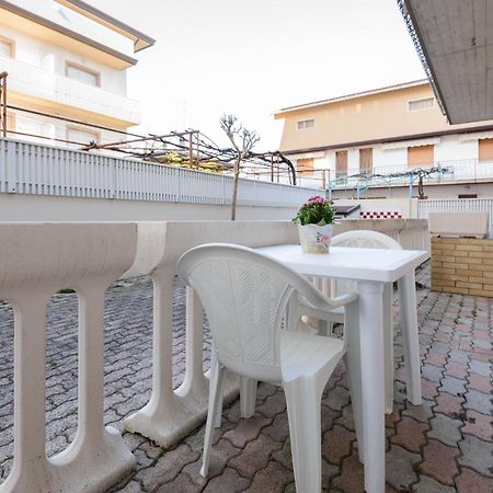 Casa Guglielmo E Anna Villa Lignano Sabbiadoro Phòng bức ảnh