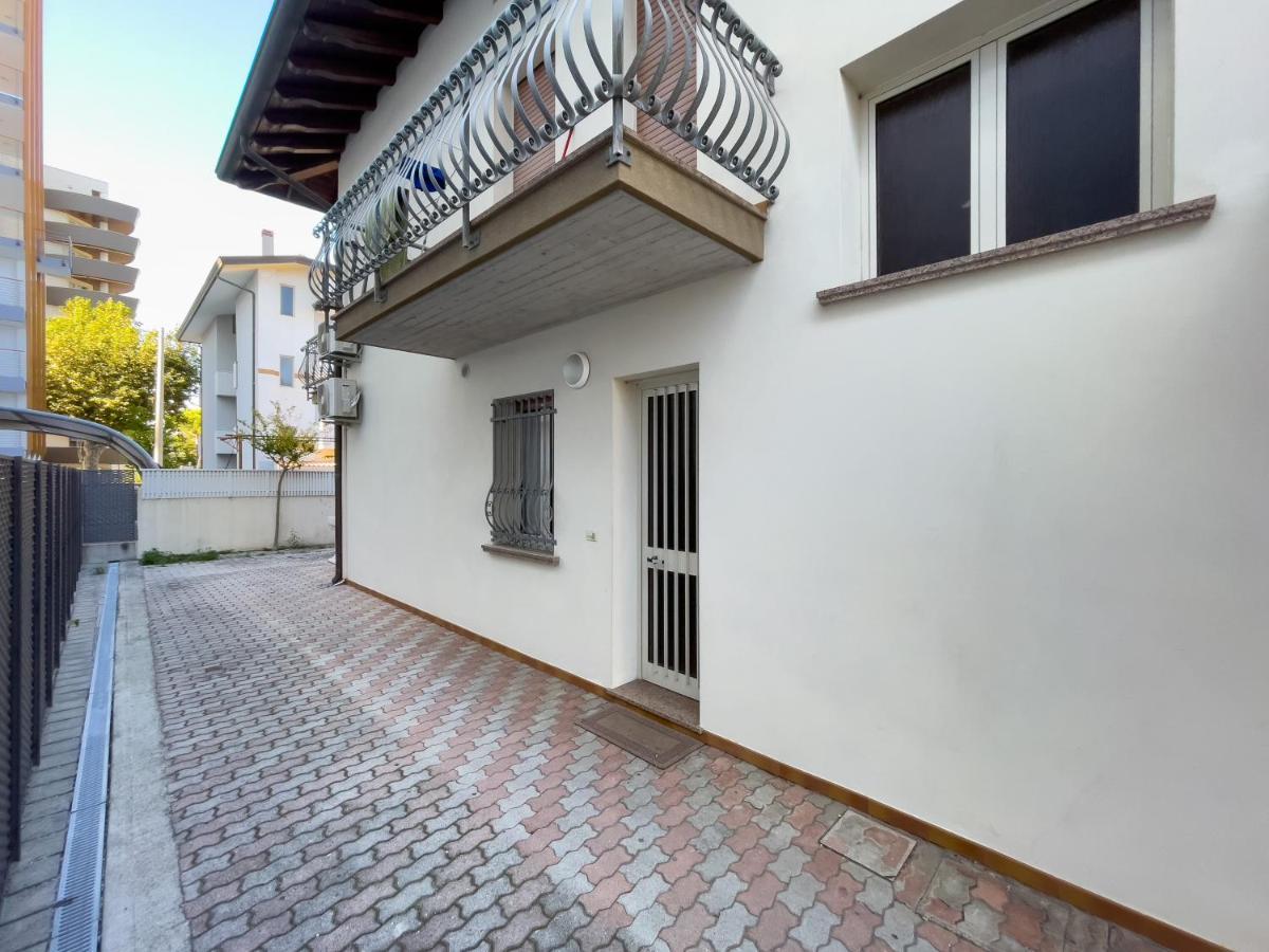 Casa Guglielmo E Anna Villa Lignano Sabbiadoro Ngoại thất bức ảnh