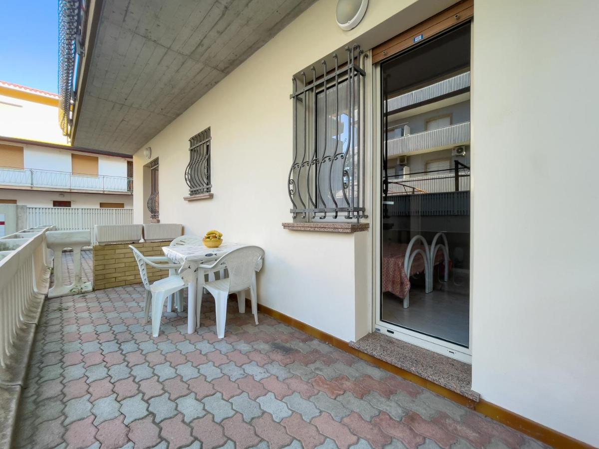 Casa Guglielmo E Anna Villa Lignano Sabbiadoro Ngoại thất bức ảnh