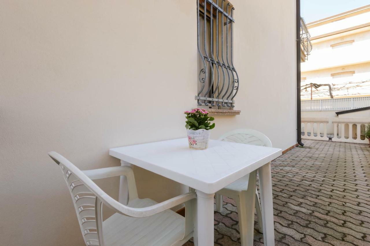 Casa Guglielmo E Anna Villa Lignano Sabbiadoro Ngoại thất bức ảnh